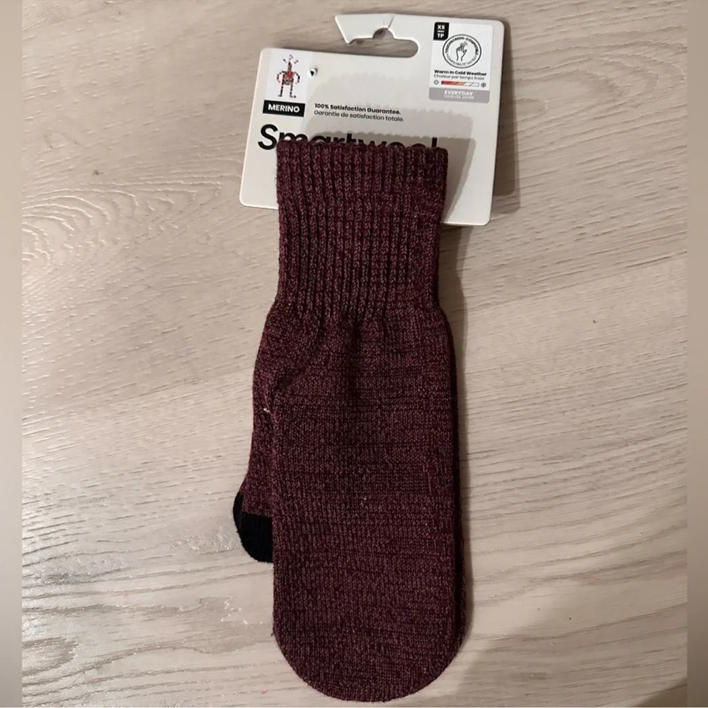 SmartWool Women's Merino Wool Knit Mittens Argyle Purple